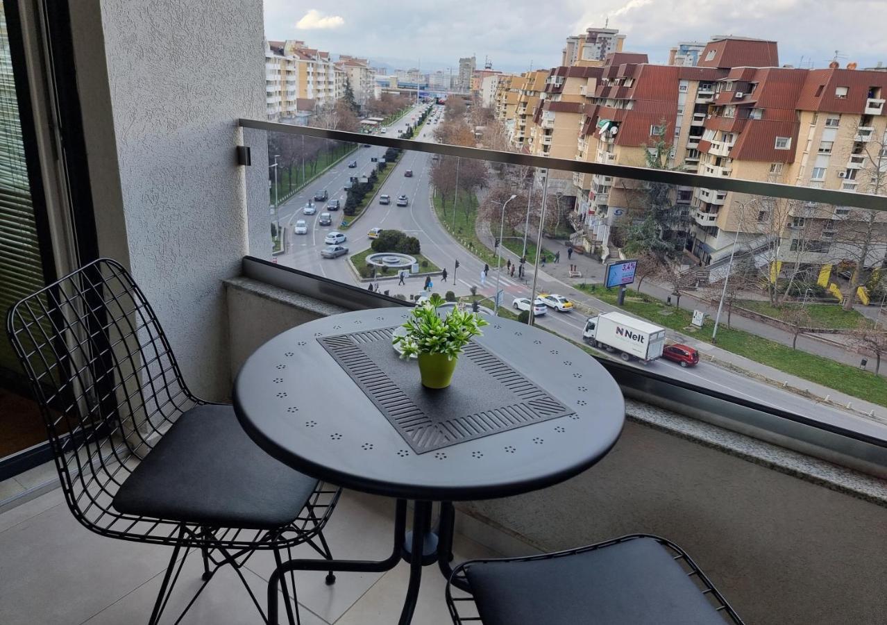 Modern & Trendy Apartment Скоп'є Екстер'єр фото
