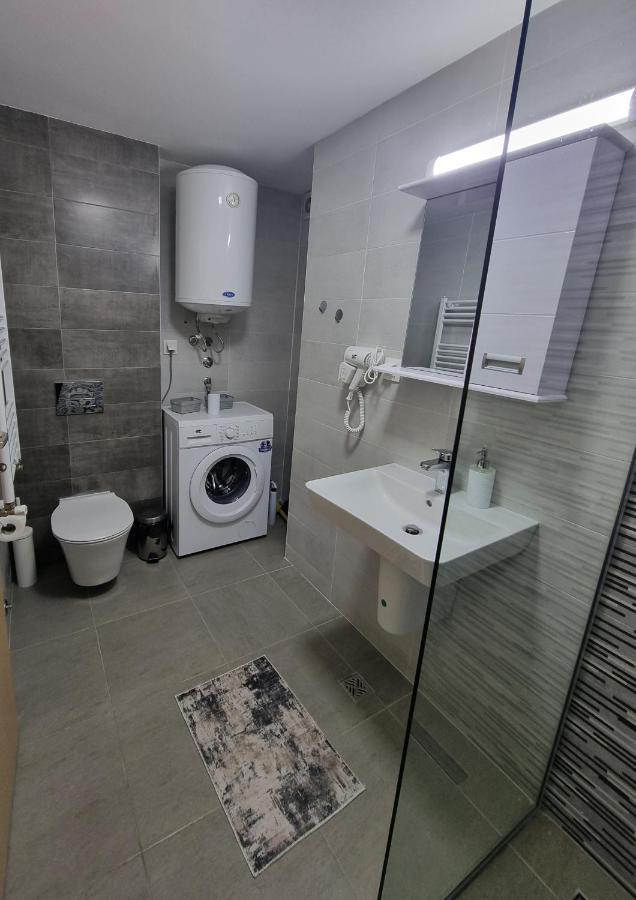 Modern & Trendy Apartment Скоп'є Екстер'єр фото