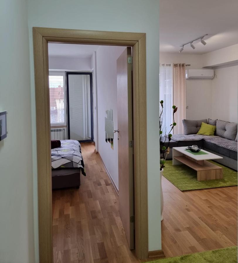 Modern & Trendy Apartment Скоп'є Екстер'єр фото