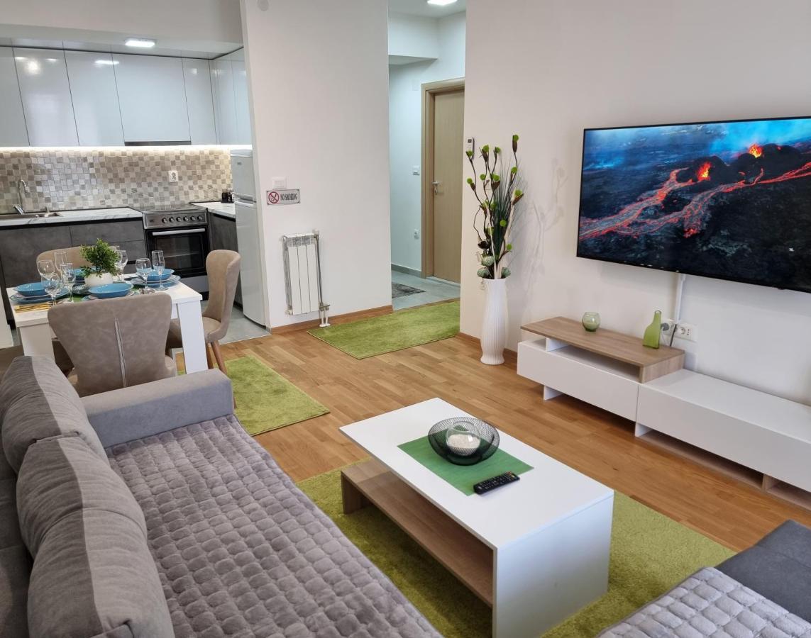 Modern & Trendy Apartment Скоп'є Екстер'єр фото