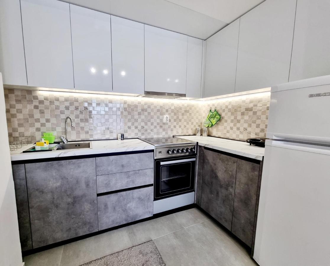 Modern & Trendy Apartment Скоп'є Екстер'єр фото