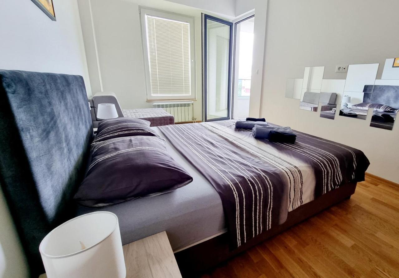 Modern & Trendy Apartment Скоп'є Екстер'єр фото